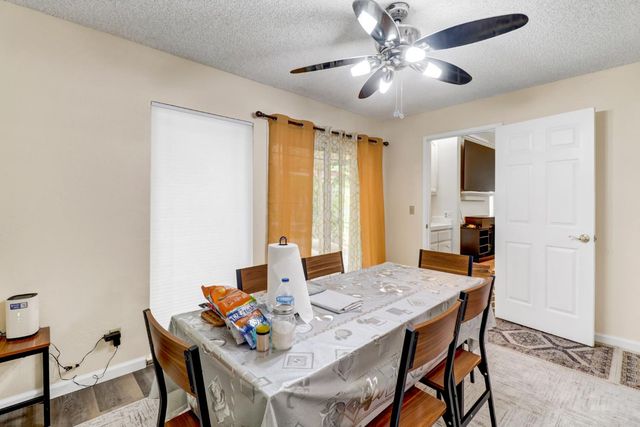 2716 Independence, West Sacramento, CA 95691