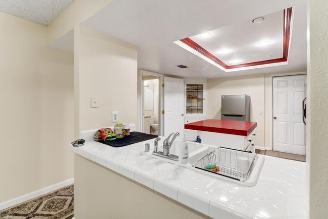 2716 Independence, West Sacramento, CA 95691