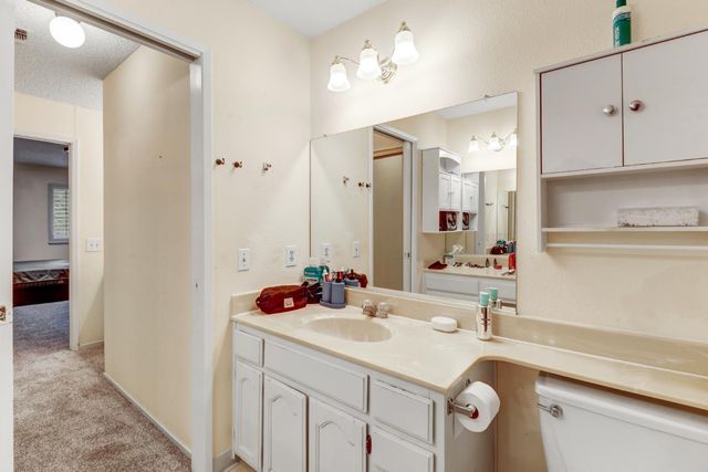 2716 Independence, West Sacramento, CA 95691