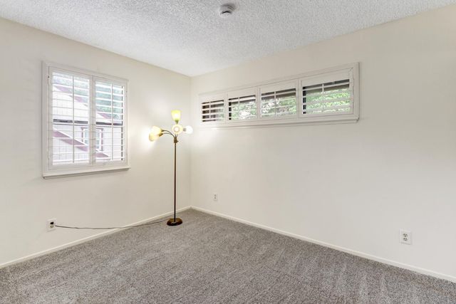 2716 Independence, West Sacramento, CA 95691