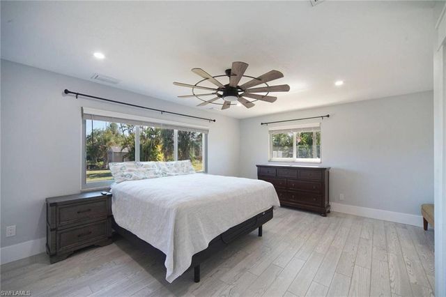 2560 Rose AVE, St. James City, FL 33956