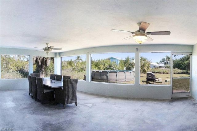 2560 Rose AVE, St. James City, FL 33956