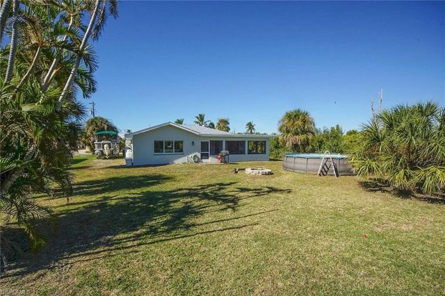 2560 Rose AVE, St. James City, FL 33956