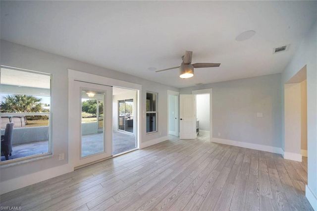 2560 Rose AVE, St. James City, FL 33956