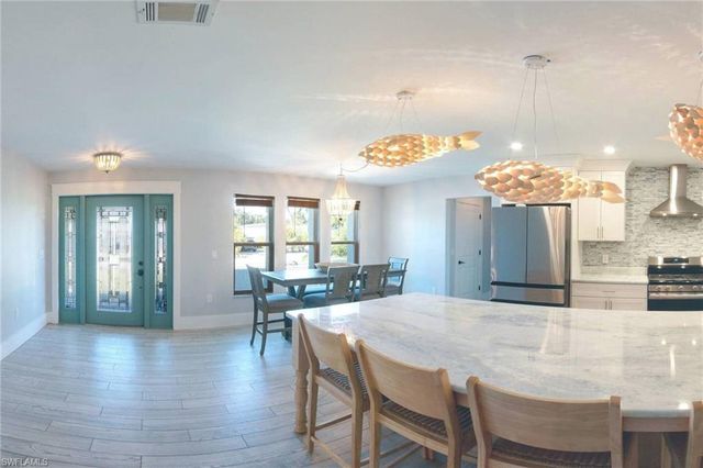 2560 Rose AVE, St. James City, FL 33956