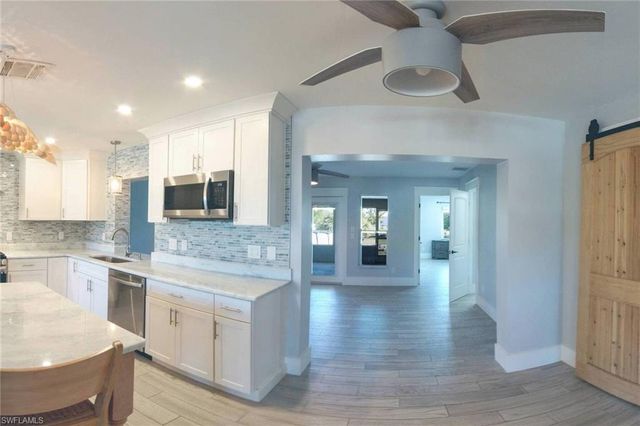 2560 Rose AVE, St. James City, FL 33956