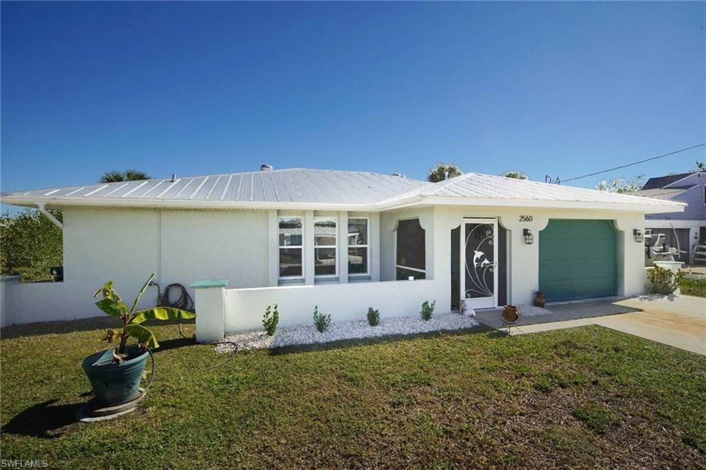 2560 Rose AVE, St. James City, FL 33956