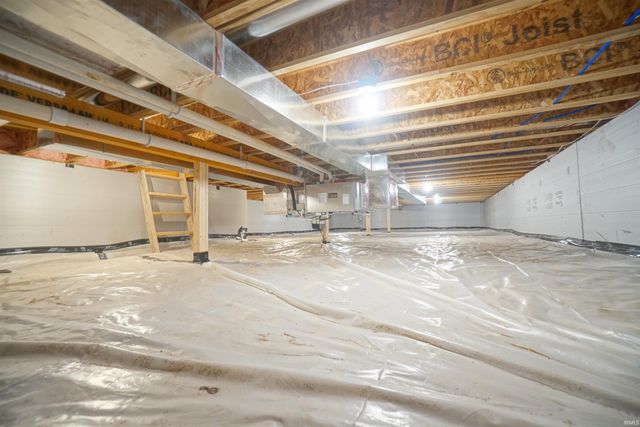 445 N Eastfield Circle, Milford, IN 46542