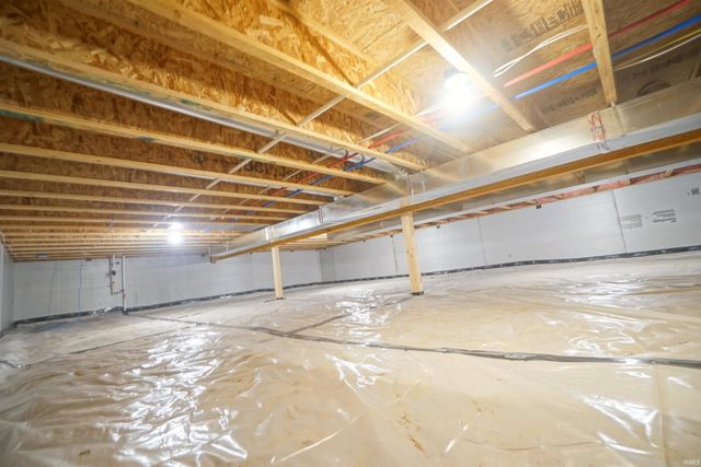 445 N Eastfield Circle, Milford, IN 46542