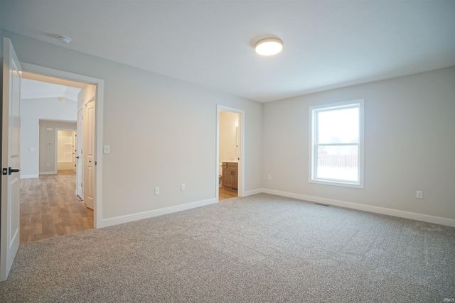 445 N Eastfield Circle, Milford, IN 46542