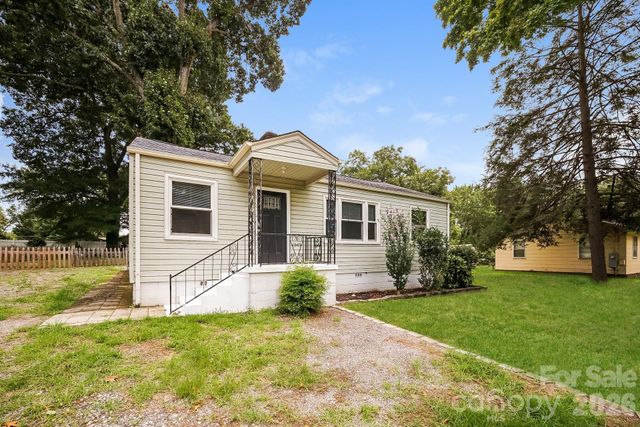 309 Eastside Drive, Statesville, NC 28625