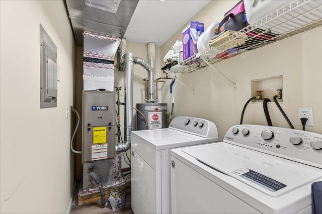 7555 W 110th Street, Bloomington, MN 55438