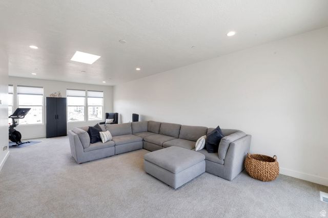 5084 W DUCKHORN DR, South Jordan, UT 84009