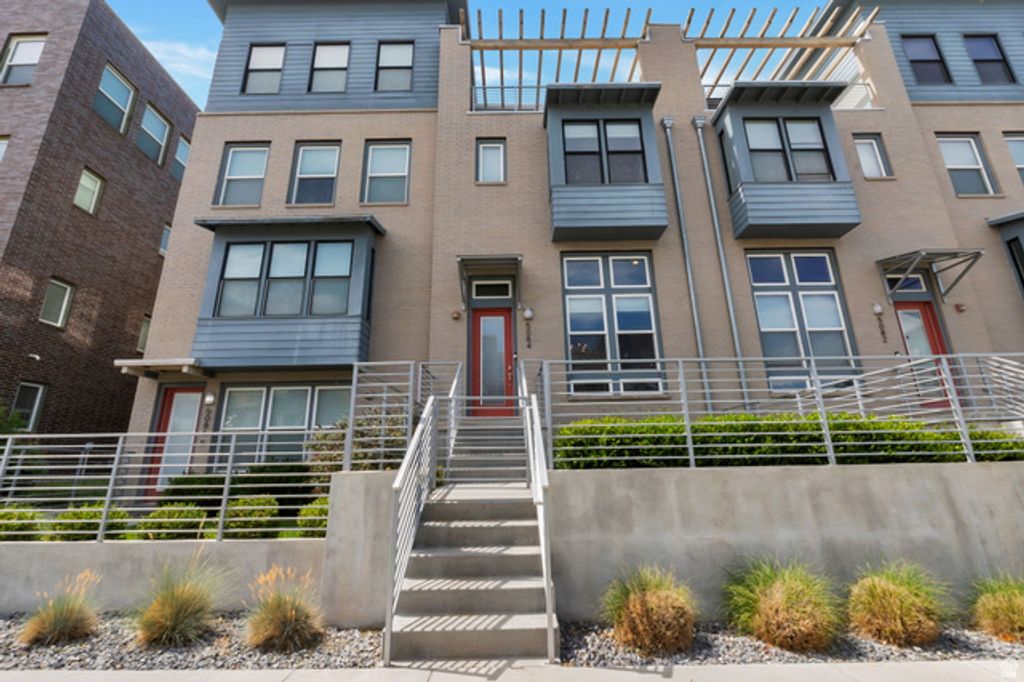 5084 W DUCKHORN DR, South Jordan, UT 84009