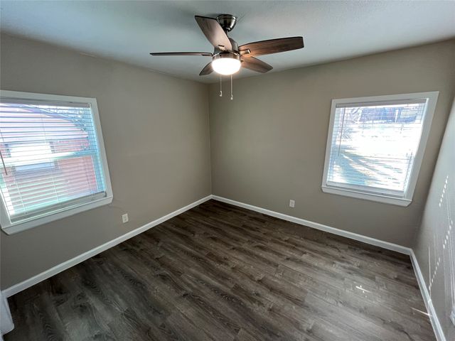 936 Bluewood Drive, Dallas, TX 75232