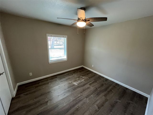 936 Bluewood Drive, Dallas, TX 75232