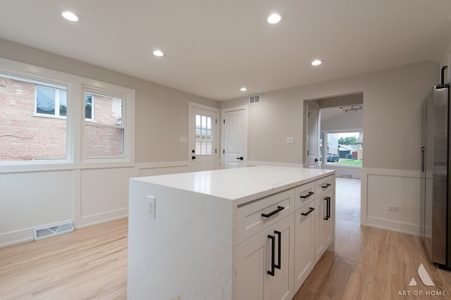 5312 Kimball Place, Oak Lawn, IL 60453