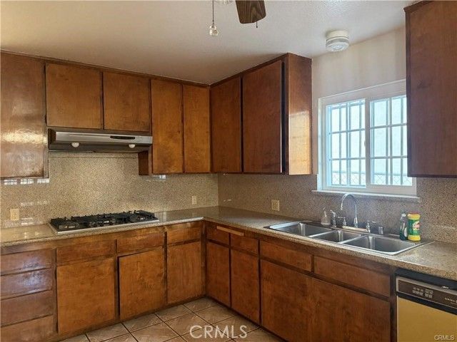 939 W 17th, San Pedro (los Angeles), CA 90731