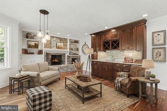 730 SEITZ DR, Lewisberry, PA 17339