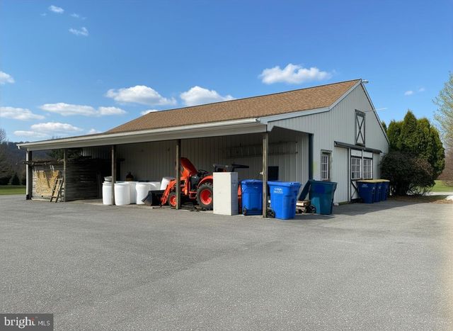 730 SEITZ DR, Lewisberry, PA 17339