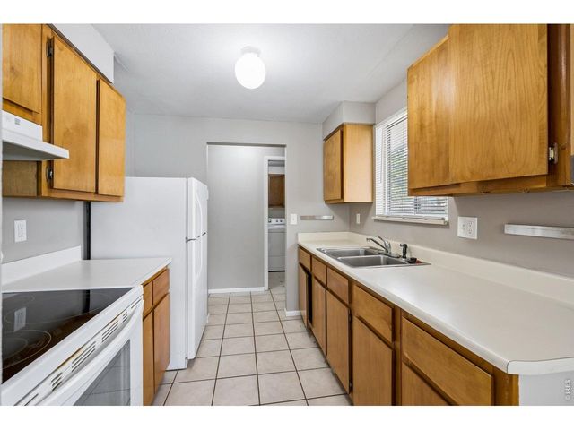 503 Sunset Dr, Louisville, CO 80027