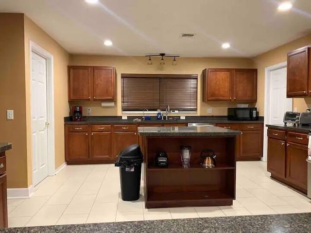 1041 SW John Maccormack Terrace, Port St. Lucie, FL 34953
