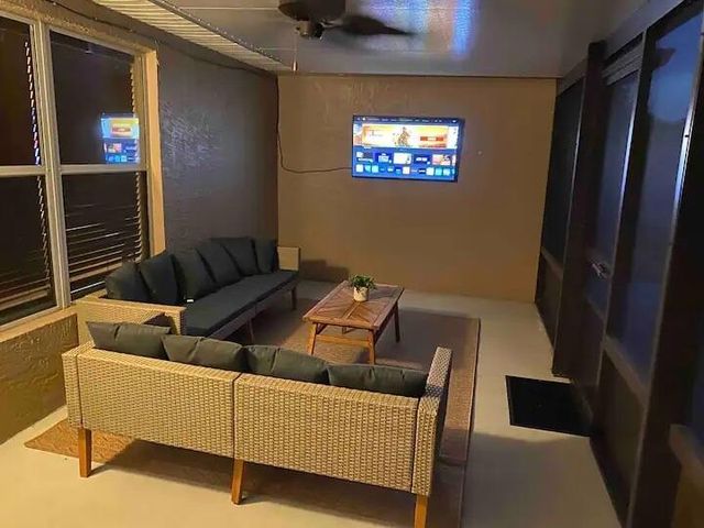 1041 SW John Maccormack Terrace, Port St. Lucie, FL 34953