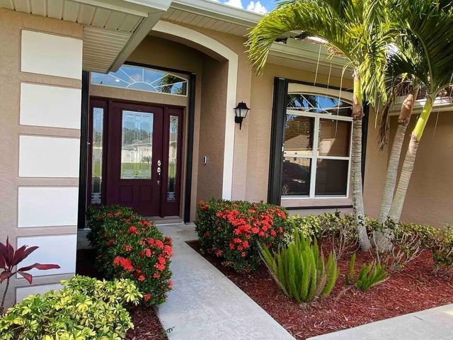 1041 SW John Maccormack Terrace, Port St. Lucie, FL 34953