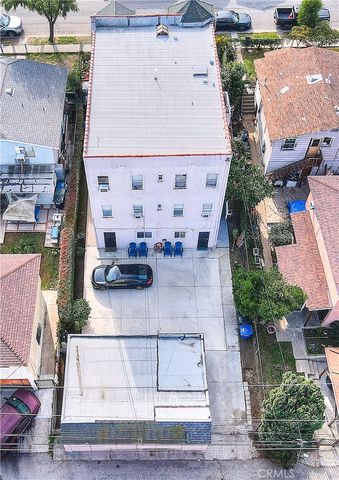 3945 Woolwine, Los Angeles, CA 90063