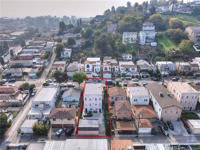3945 Woolwine, Los Angeles, CA 90063