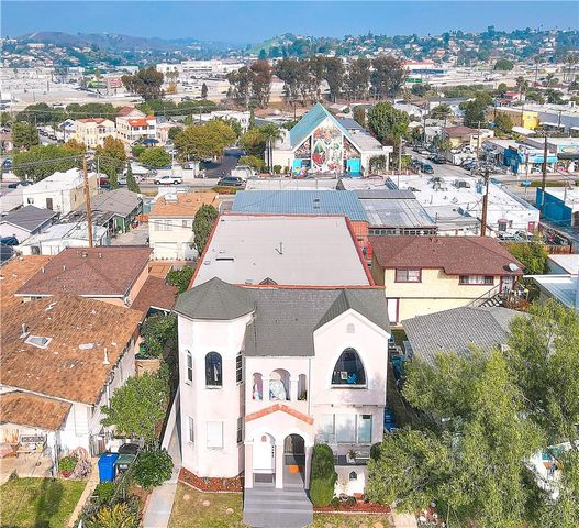 3945 Woolwine, Los Angeles, CA 90063