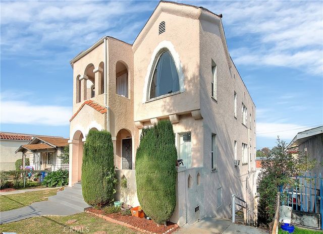 3945 Woolwine, Los Angeles, CA 90063