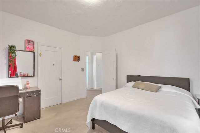 3945 Woolwine, Los Angeles, CA 90063