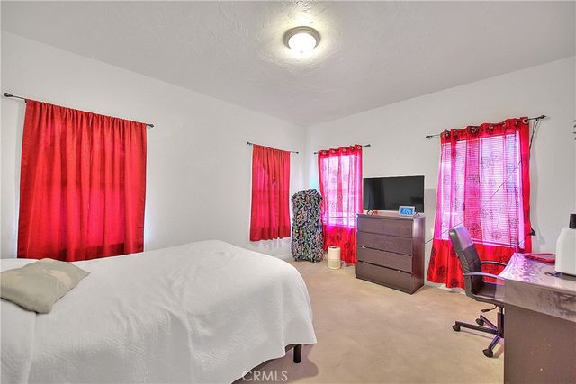 3945 Woolwine, Los Angeles, CA 90063