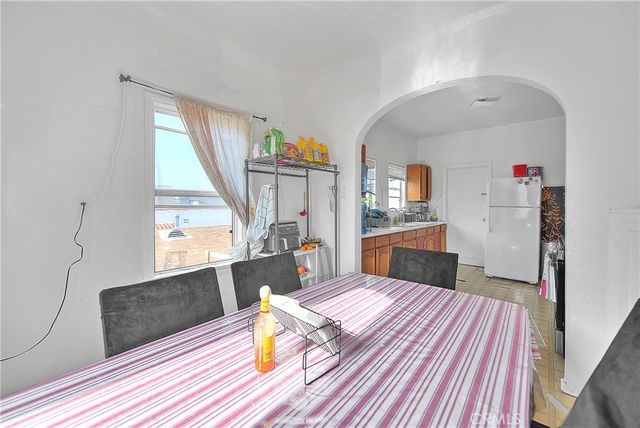 3945 Woolwine, Los Angeles, CA 90063