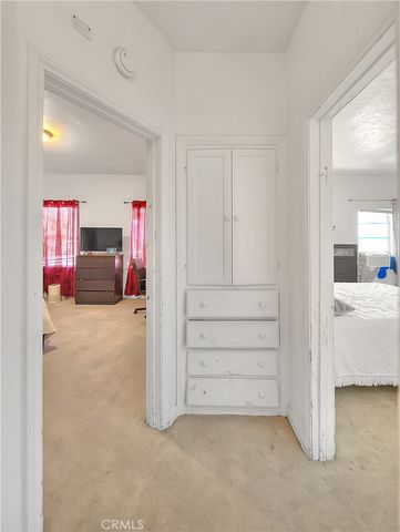 3945 Woolwine, Los Angeles, CA 90063