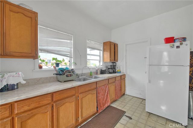 3945 Woolwine, Los Angeles, CA 90063