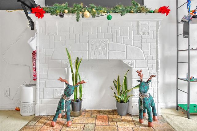 3945 Woolwine, Los Angeles, CA 90063