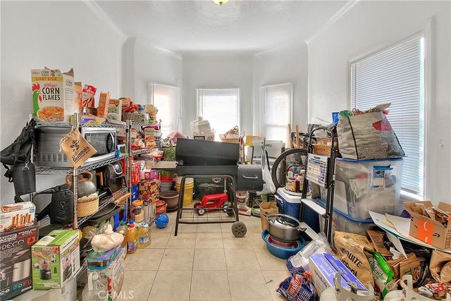 3945 Woolwine, Los Angeles, CA 90063