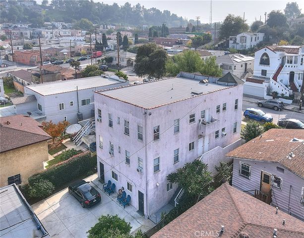 3945 Woolwine, Los Angeles, CA 90063