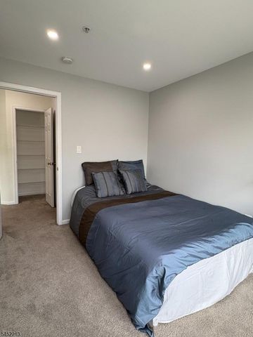 202 Rip Van Dam Ct, Montgomery Twp., NJ 08502
