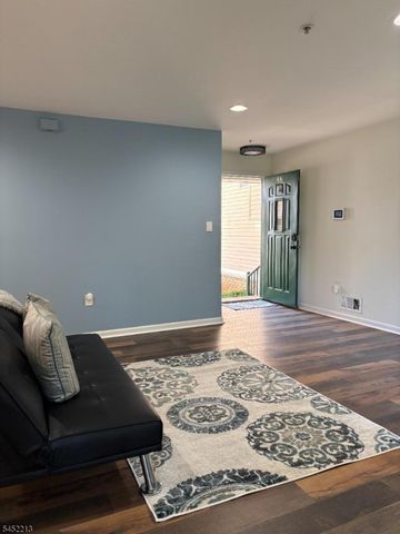 202 Rip Van Dam Ct, Montgomery Twp., NJ 08502