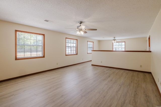 8052 Cindy Drive, Benton, AR 72019