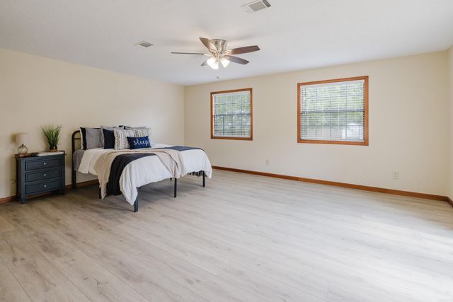 8052 Cindy Drive, Benton, AR 72019