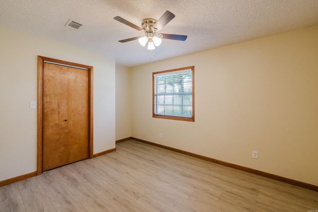 8052 Cindy Drive, Benton, AR 72019