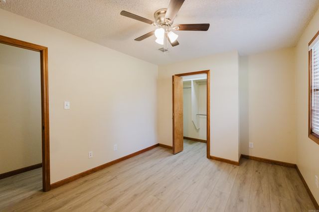 8052 Cindy Drive, Benton, AR 72019