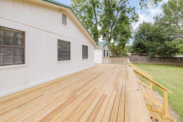 8052 Cindy Drive, Benton, AR 72019