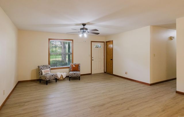 8052 Cindy Drive, Benton, AR 72019