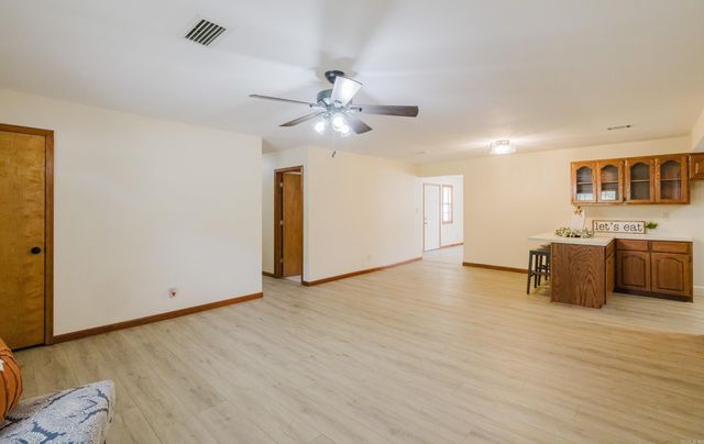 8052 Cindy Drive, Benton, AR 72019