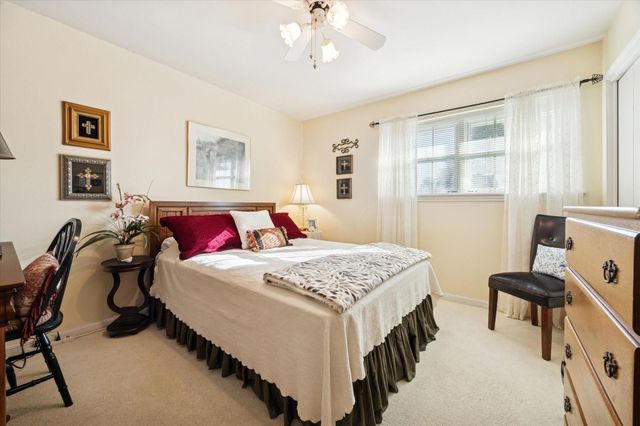 10443 Collingswood Road, La Porte, TX 77571